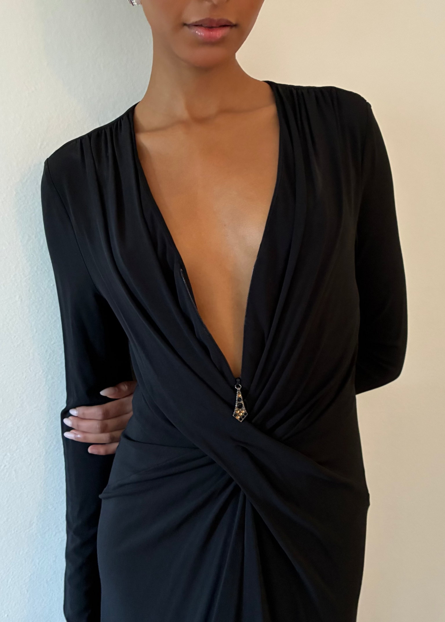 amandla stenberg black dress Alberta Ferretti Long Sleeve Dress – Donna Theresa